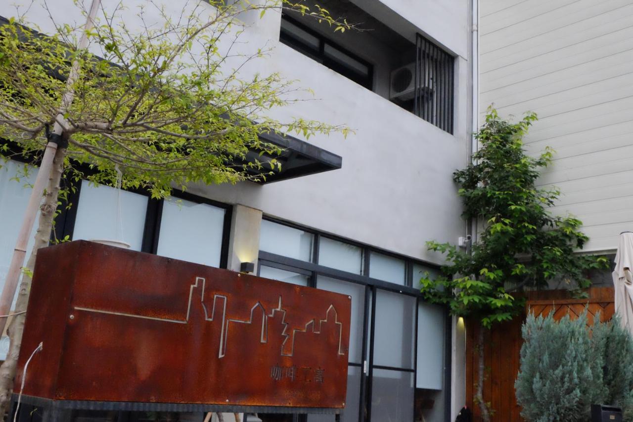 Coffeeloft Bed & Breakfast Taitung Ngoại thất bức ảnh